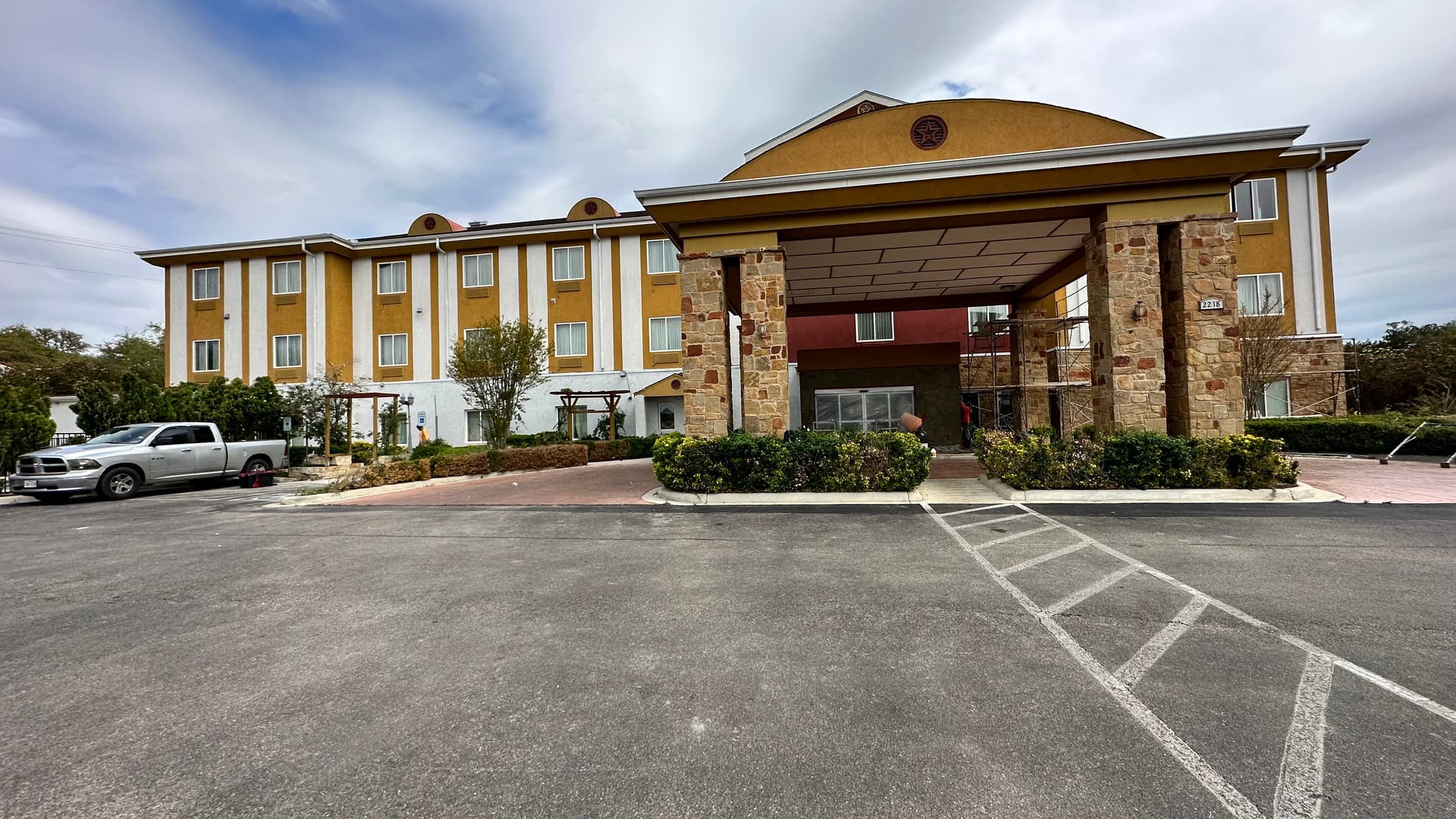 Field Image 0872 for MVK Construction