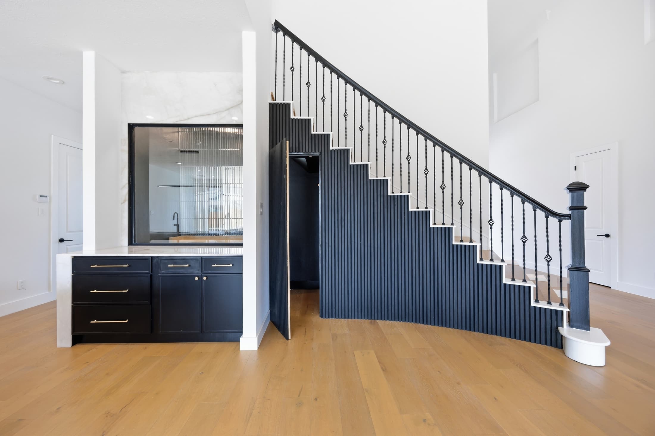 Estate renovation photo 14