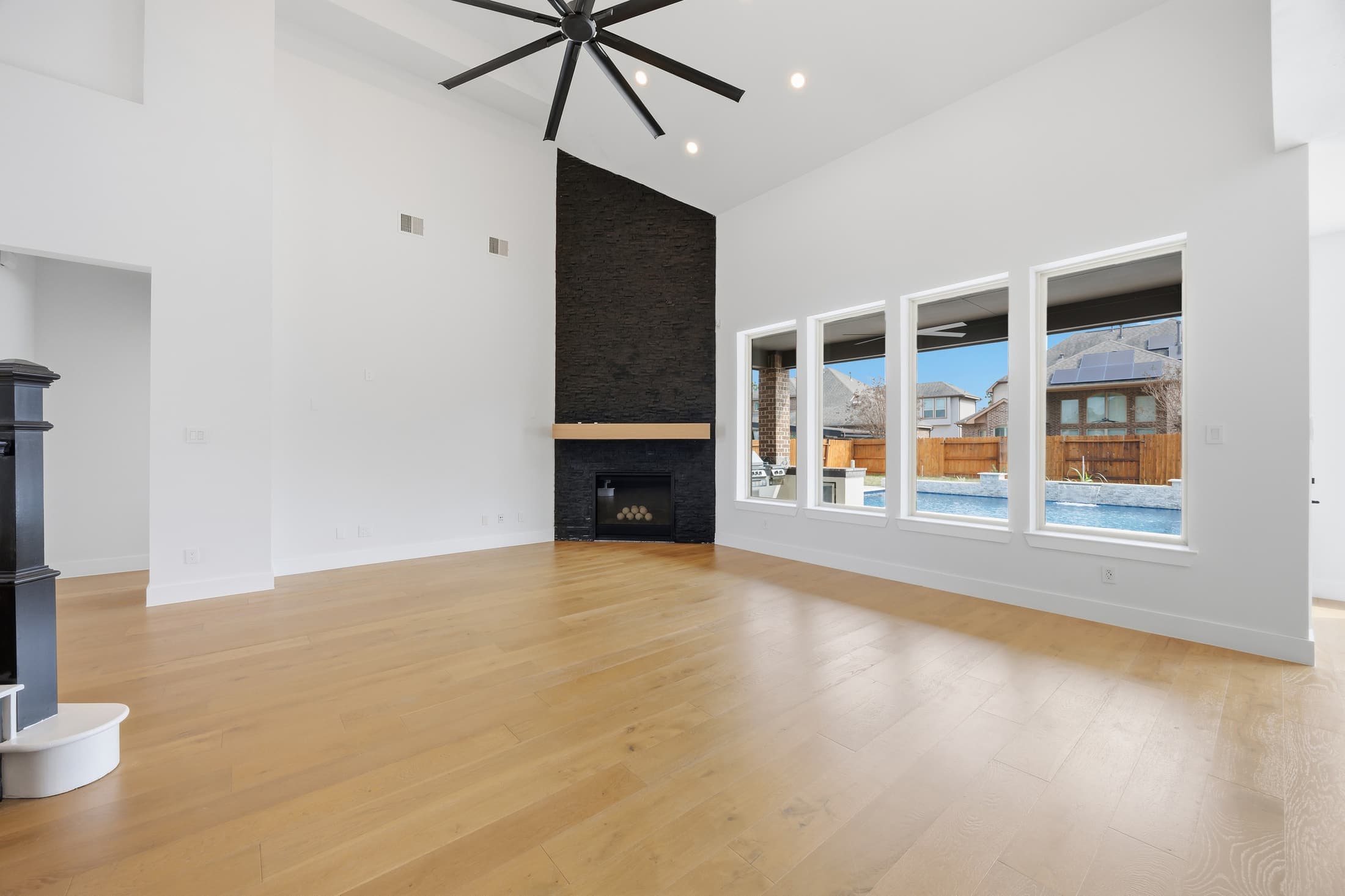 Estate renovation photo 15