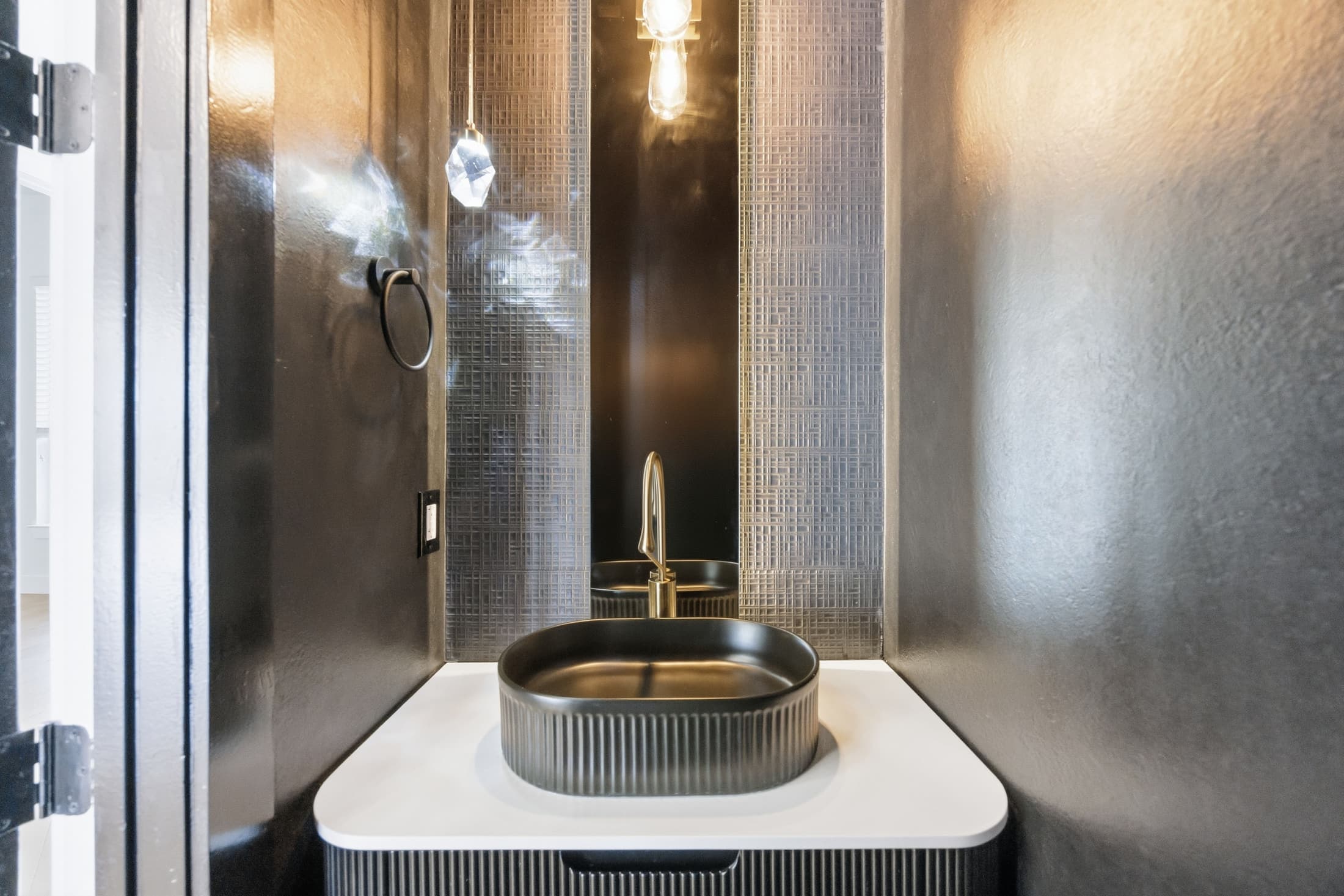 Estate renovation photo 24