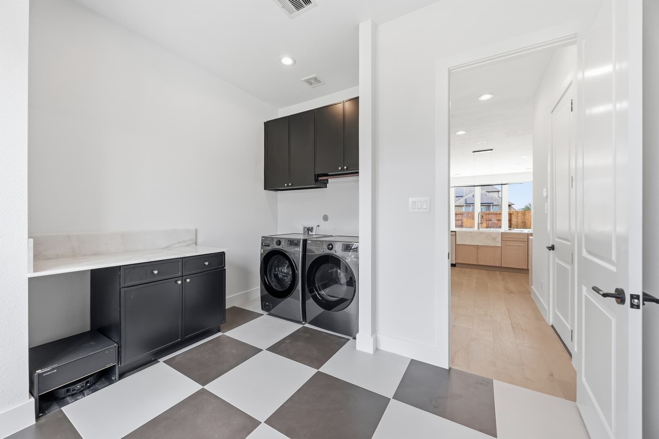 Estate renovation photo 29