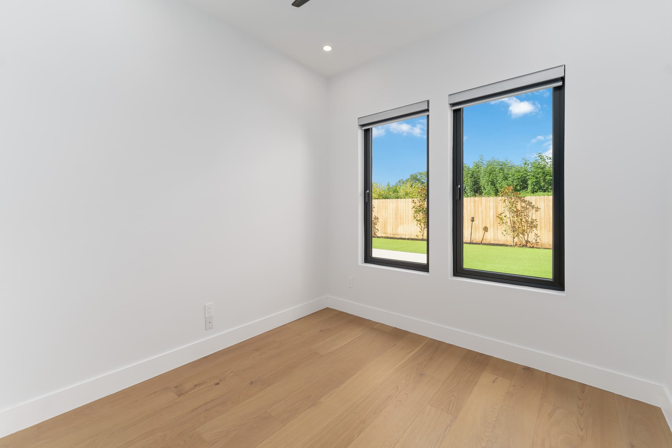 White Oak House custom home photo 13